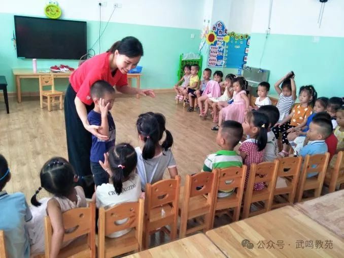 大力弘扬教育家精神优秀教师 武鸣区标营新区幼儿园屈家君教育故事(图7)